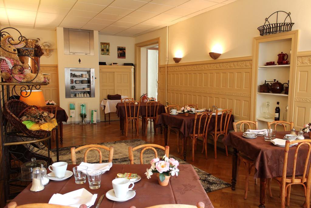 Hotel California Vichy Dış mekan fotoğraf