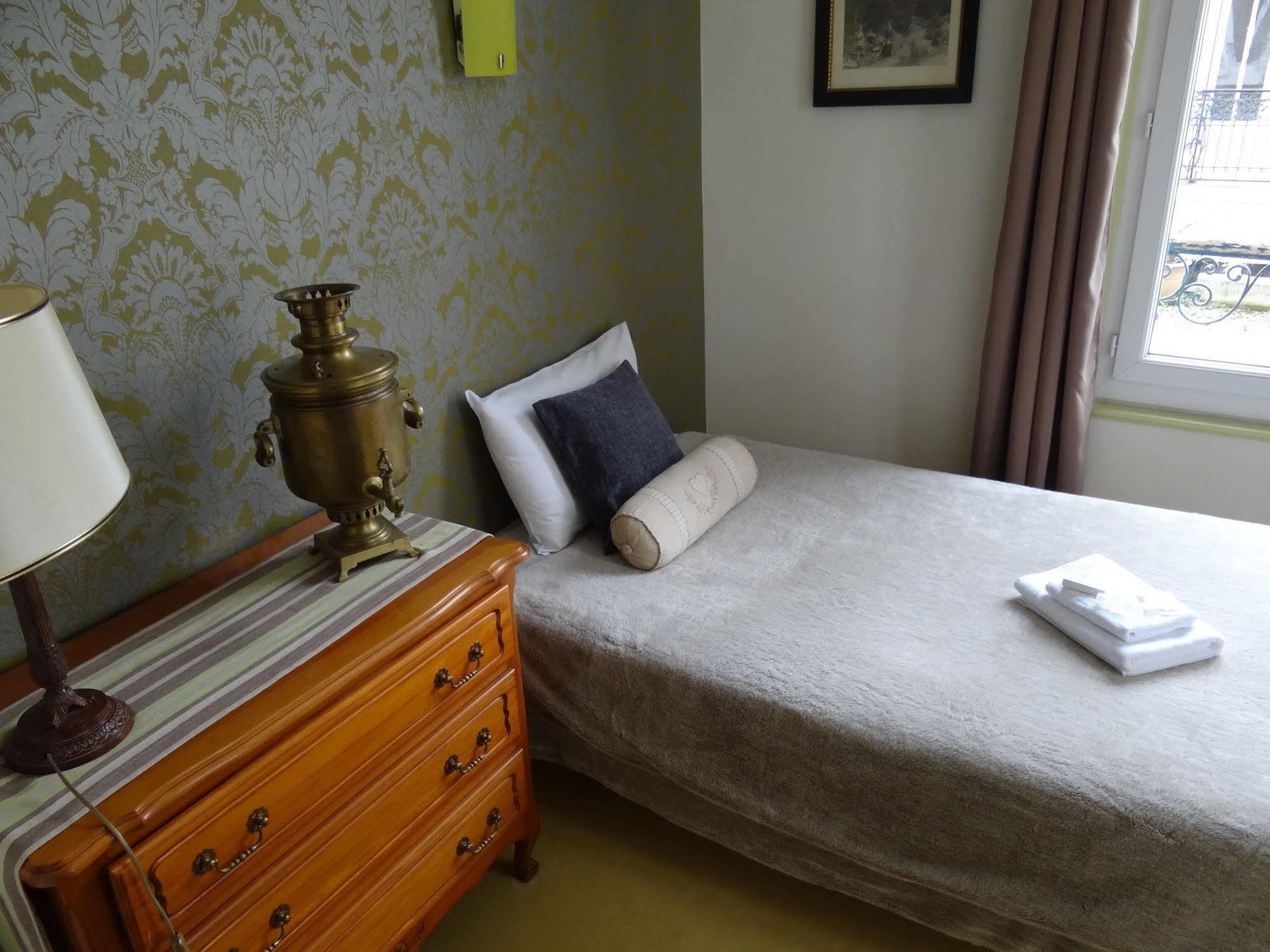 Hotel California Vichy Dış mekan fotoğraf